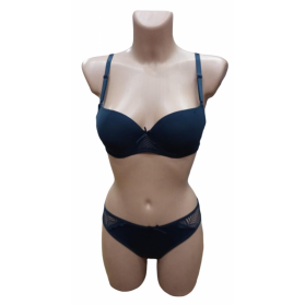 Ensemble soutien gorge rembourré avec culotte