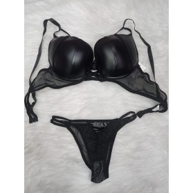 Ensemble soutien gorge avec string 