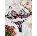Ensemble soutien gorge brodé fleurs