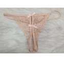 String sexy ouvert en dentelle